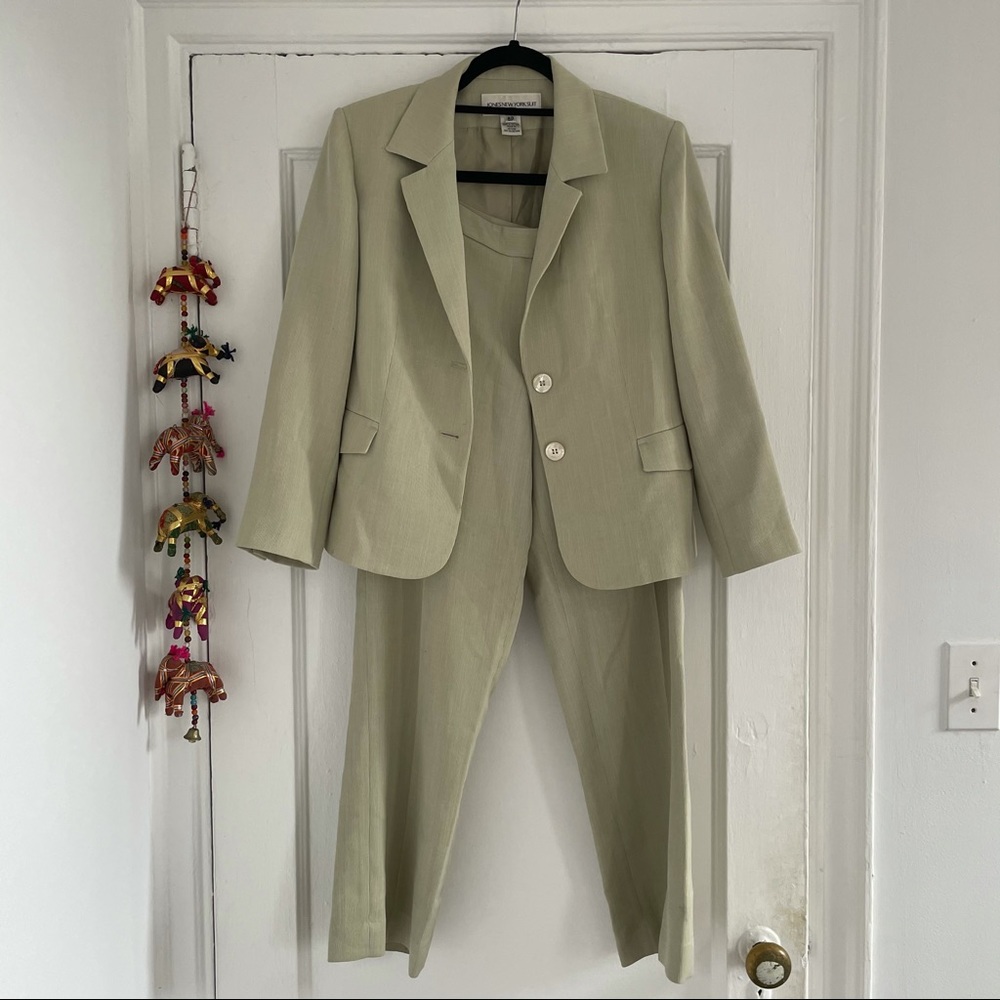 Vintage Jones New York Suit Set